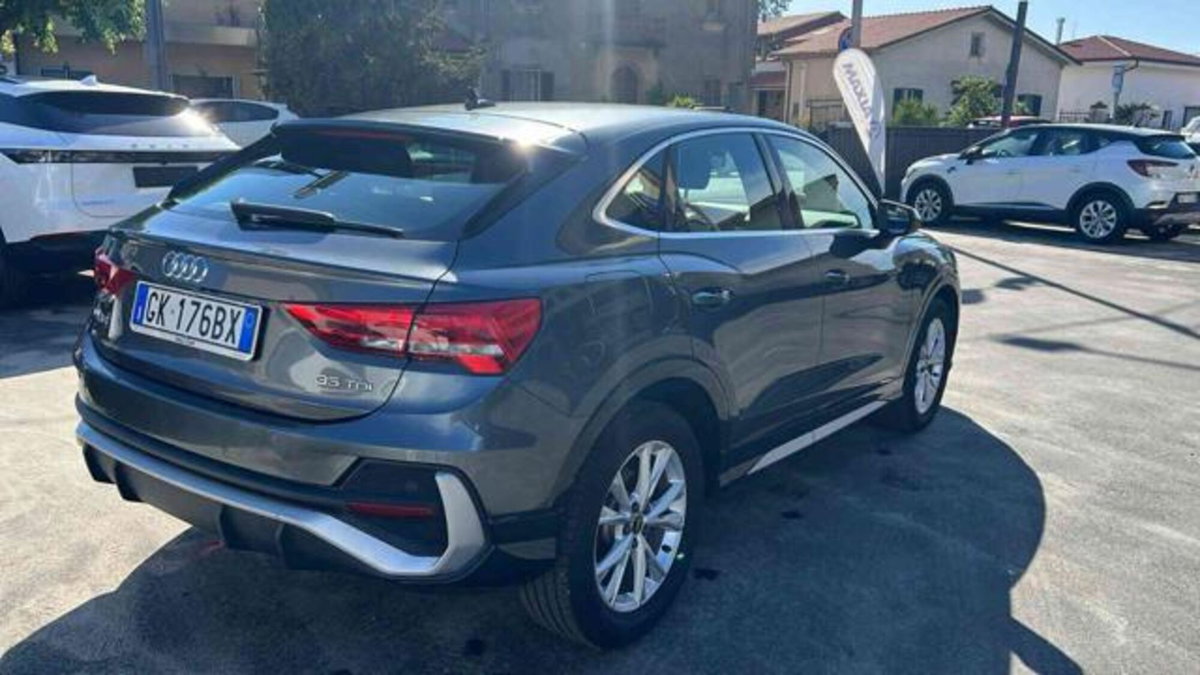 Audi Q3 Sportback 35 TDI quattro S tronic S line edition (4)