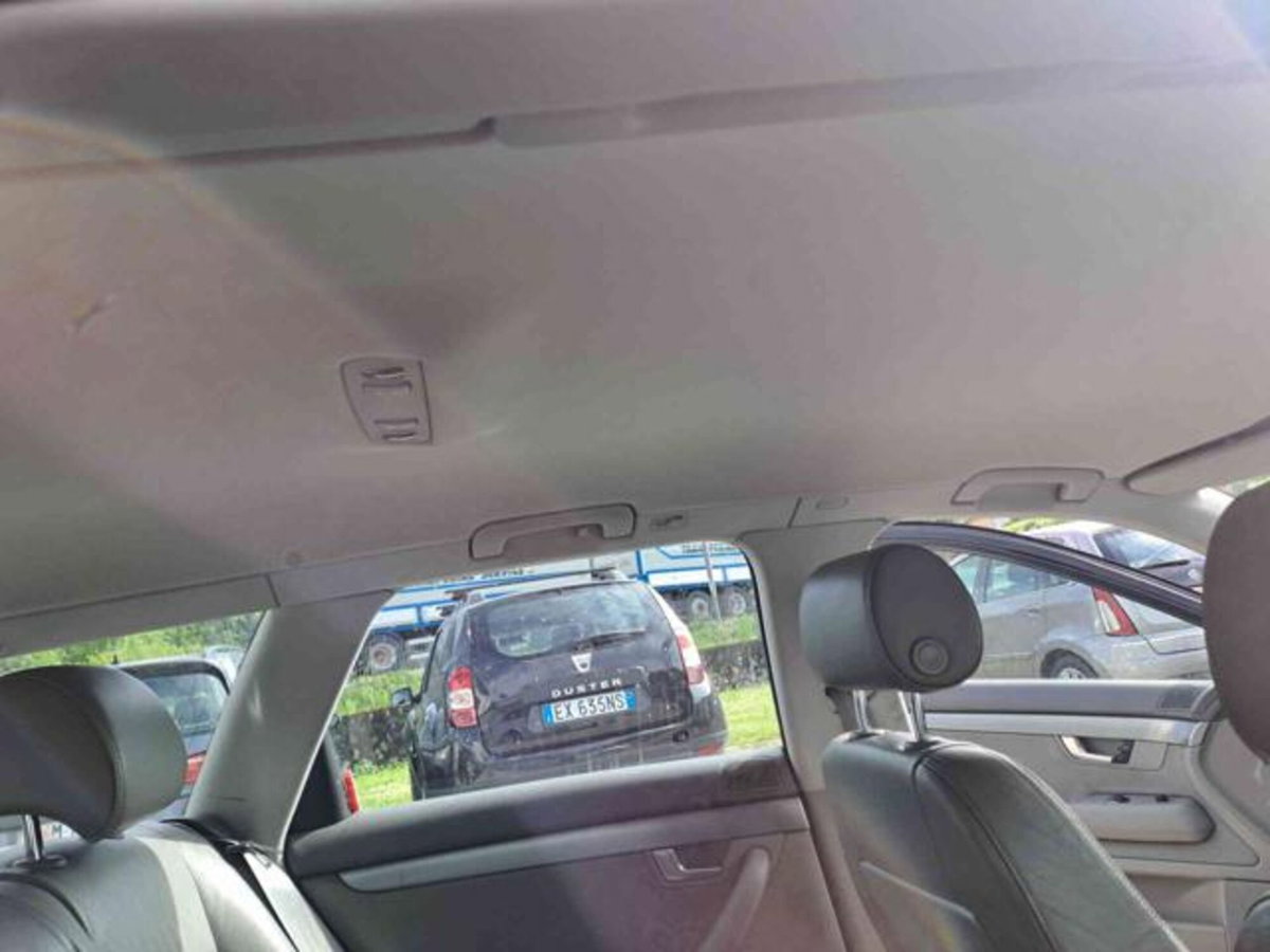 Audi A4 Avant 2.0 16V TDI multitr. Top (14)