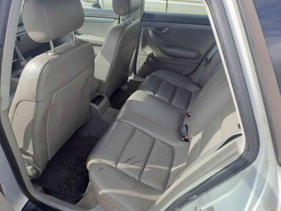 Audi A4 Avant 2.0 16V TDI multitr. Top (17)