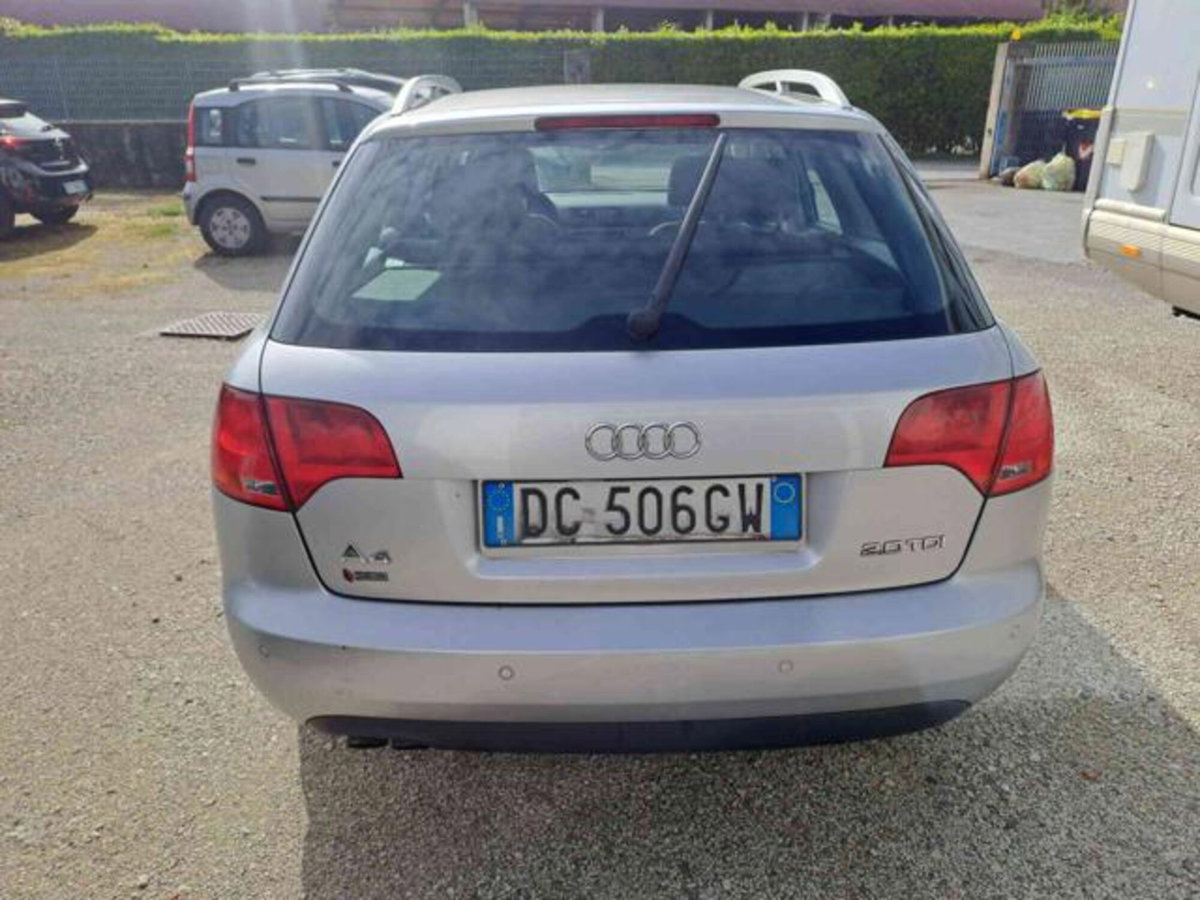 Audi A4 Avant 2.0 16V TDI multitr. Top (6)