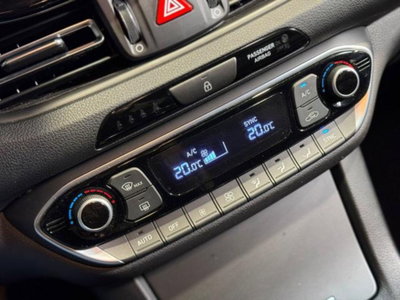 Hyundai i30 Fastback 1.0 T-GDI iMT 48V Prime (16)
