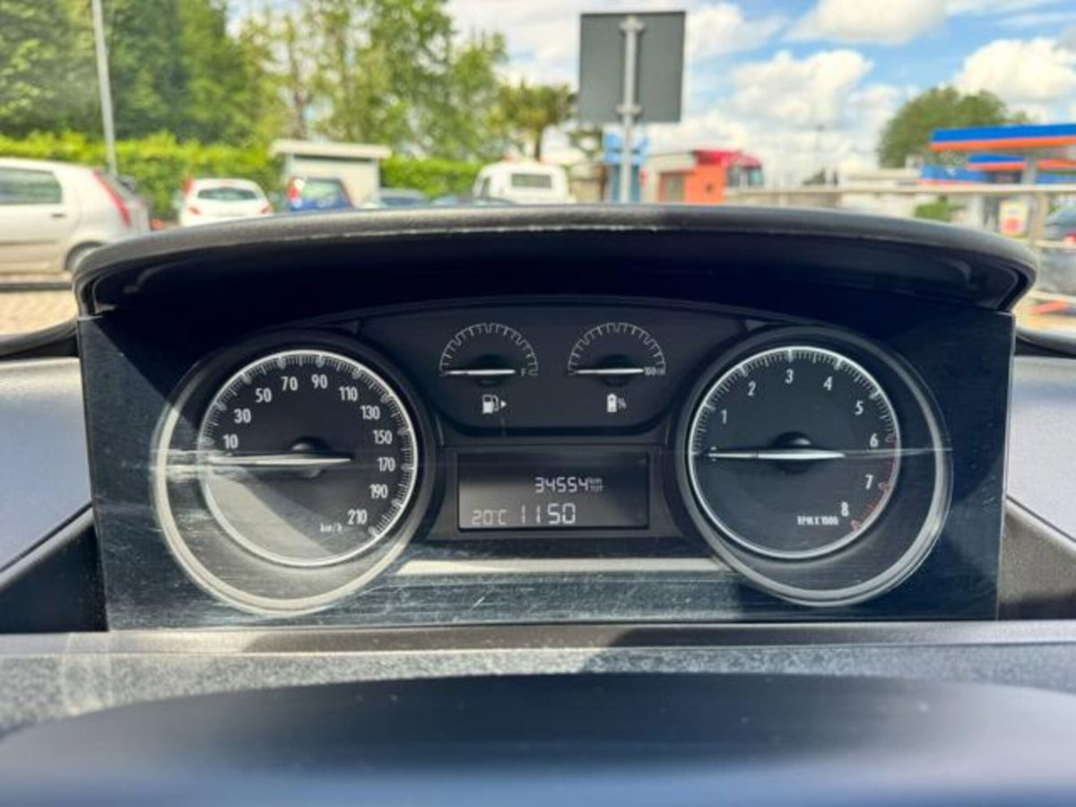 Lancia Ypsilon 1.0 FireFly 5 porte S&S Hybrid Ecochic Silver (12)