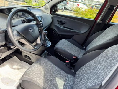 Lancia Ypsilon 1.0 FireFly 5 porte S&S Hybrid Ecochic Silver (13)