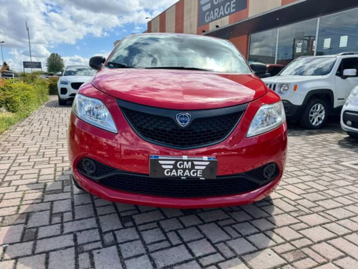 Lancia Ypsilon 1.0 FireFly 5 porte S&S Hybrid Ecochic Silver (20)