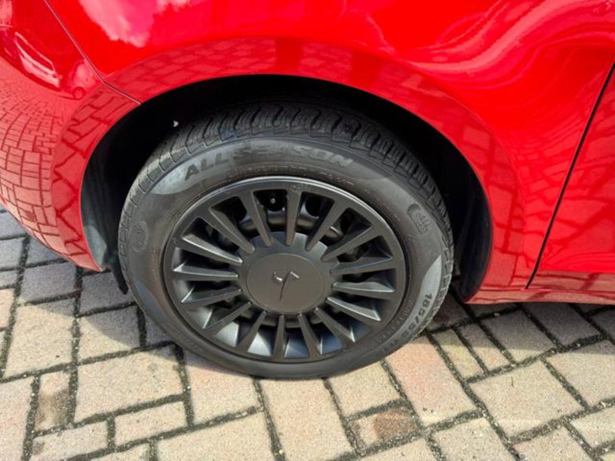Lancia Ypsilon 1.0 FireFly 5 porte S&S Hybrid Ecochic Silver (7)