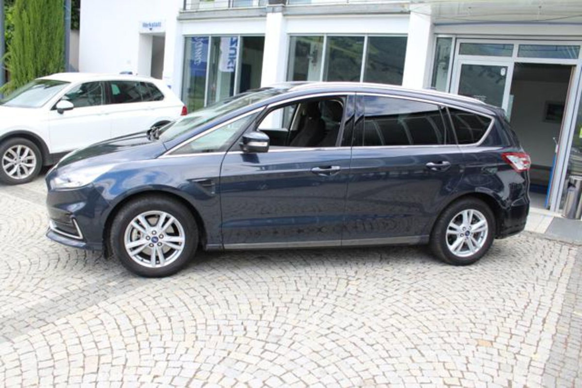 Ford S-Max 2.0 EcoBlue 150CV Start&Stop Titanium Business (2)