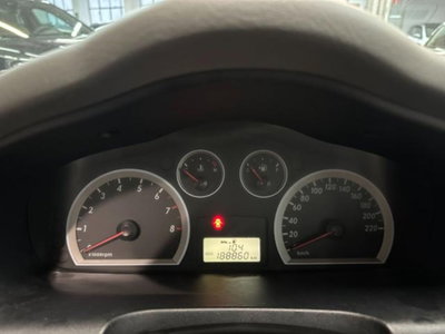 Hyundai Santa Fe 2.4i 4WD Plus (7)