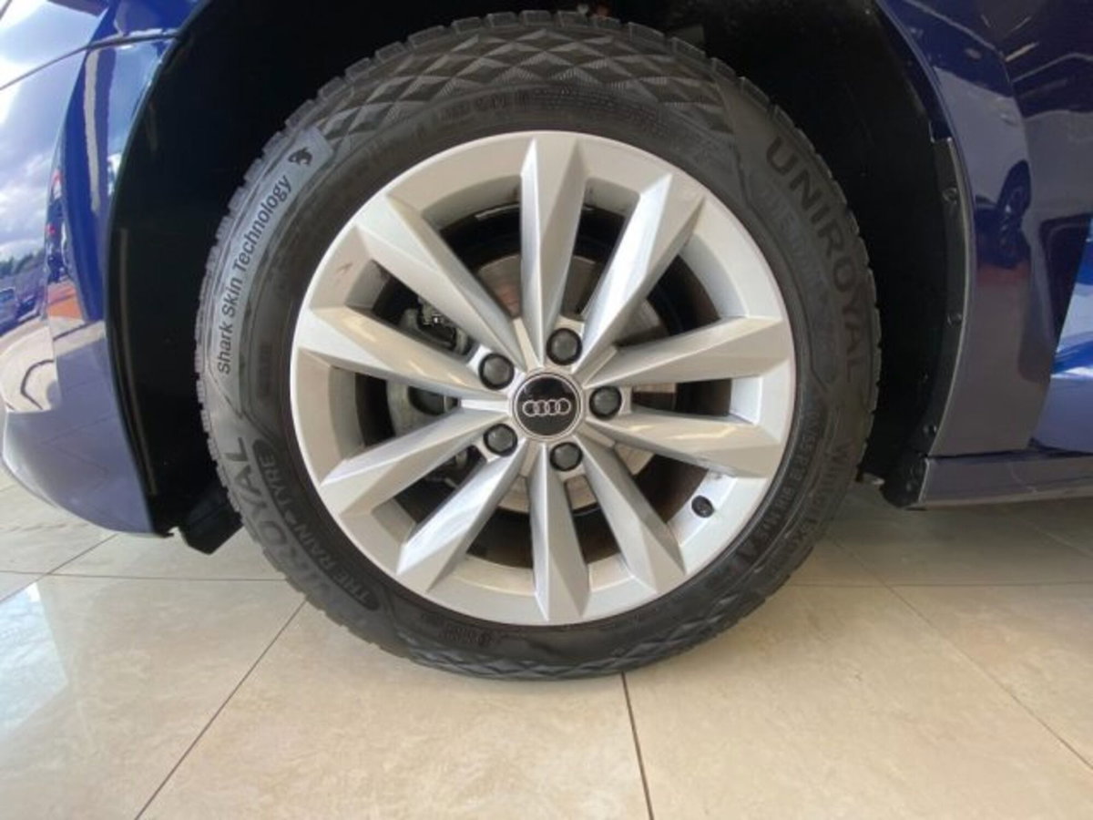 Audi A3 Sportback 30 TDI S tronic Business (13)