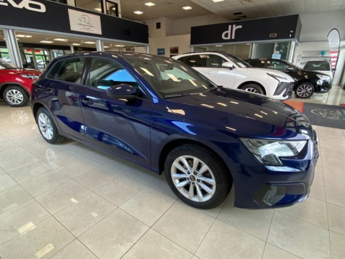 Audi A3 Sportback 30 TDI S tronic Business (4)