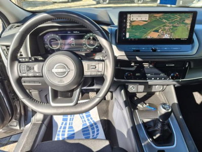 Nissan Qashqai 1.3 mhev N-Connecta 2wd 140cv (6)