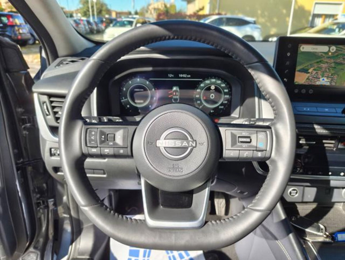 Nissan Qashqai 1.3 mhev N-Connecta 2wd 140cv (7)