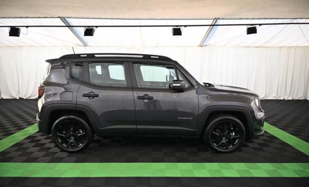 Jeep Renegade 1.5 turbo t4 mhev Summit 2wd dct (2)