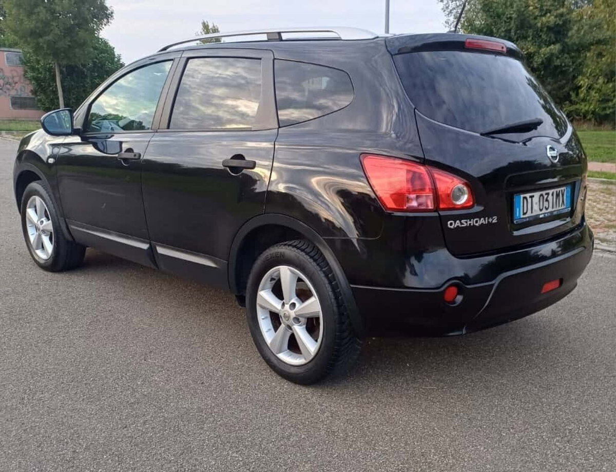 Nissan Qashqai 2.0 dCi DPF 4WD Tekna (19)