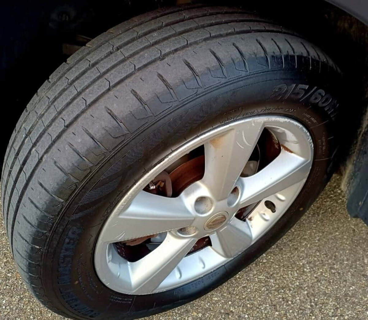 Nissan Qashqai 2.0 dCi DPF 4WD Tekna (6)