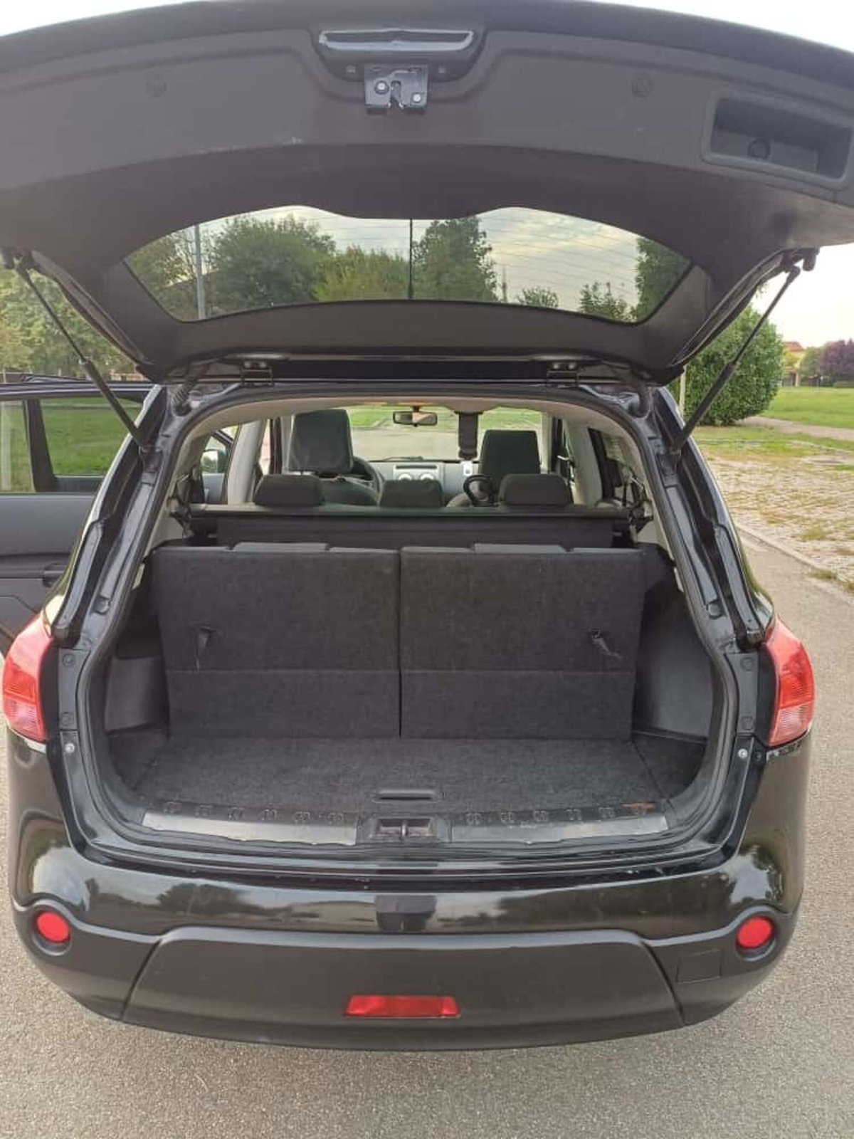 Nissan Qashqai 2.0 dCi DPF 4WD Tekna (7)