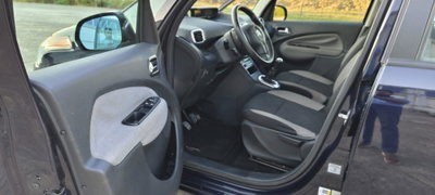 Citroen C3 Picasso 1.4 VTi 95 GPL airdream Seduction (10)