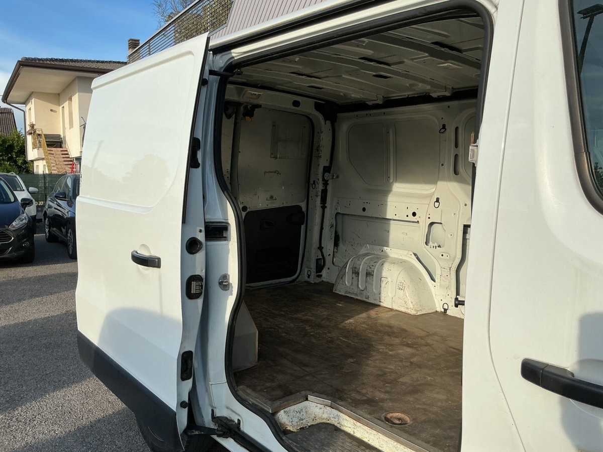 Renault Trafic Furgone T29 1.6 dCi 120CV S&S PC-TN Furgone (8)
