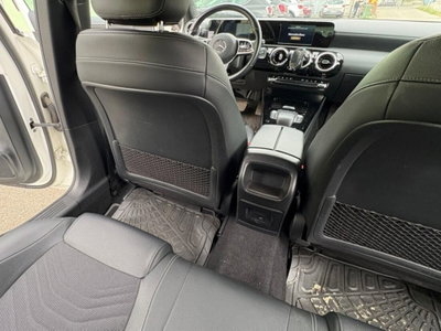 Mercedes-Benz Classe A 250 e Automatic EQ-Power Premium (17)