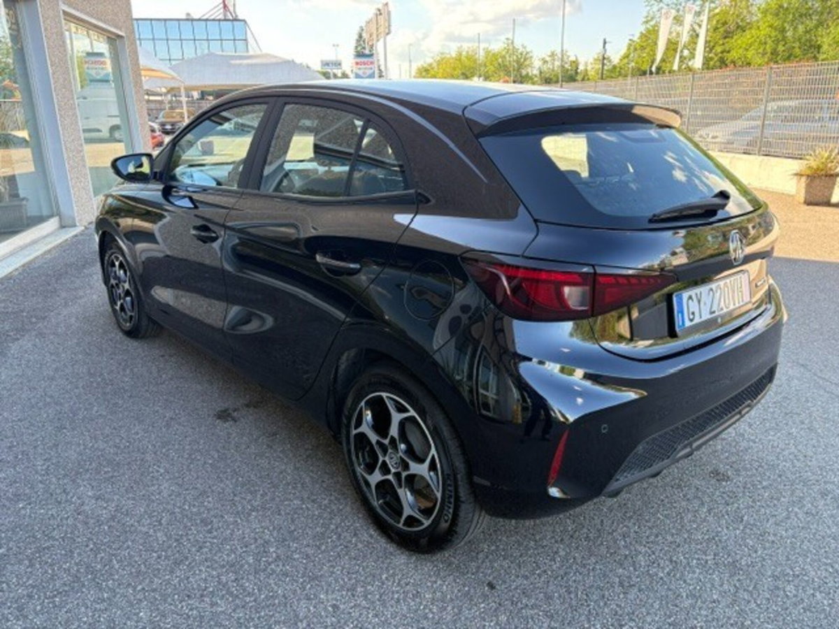 Mg MG3 1.5 Standard (2)