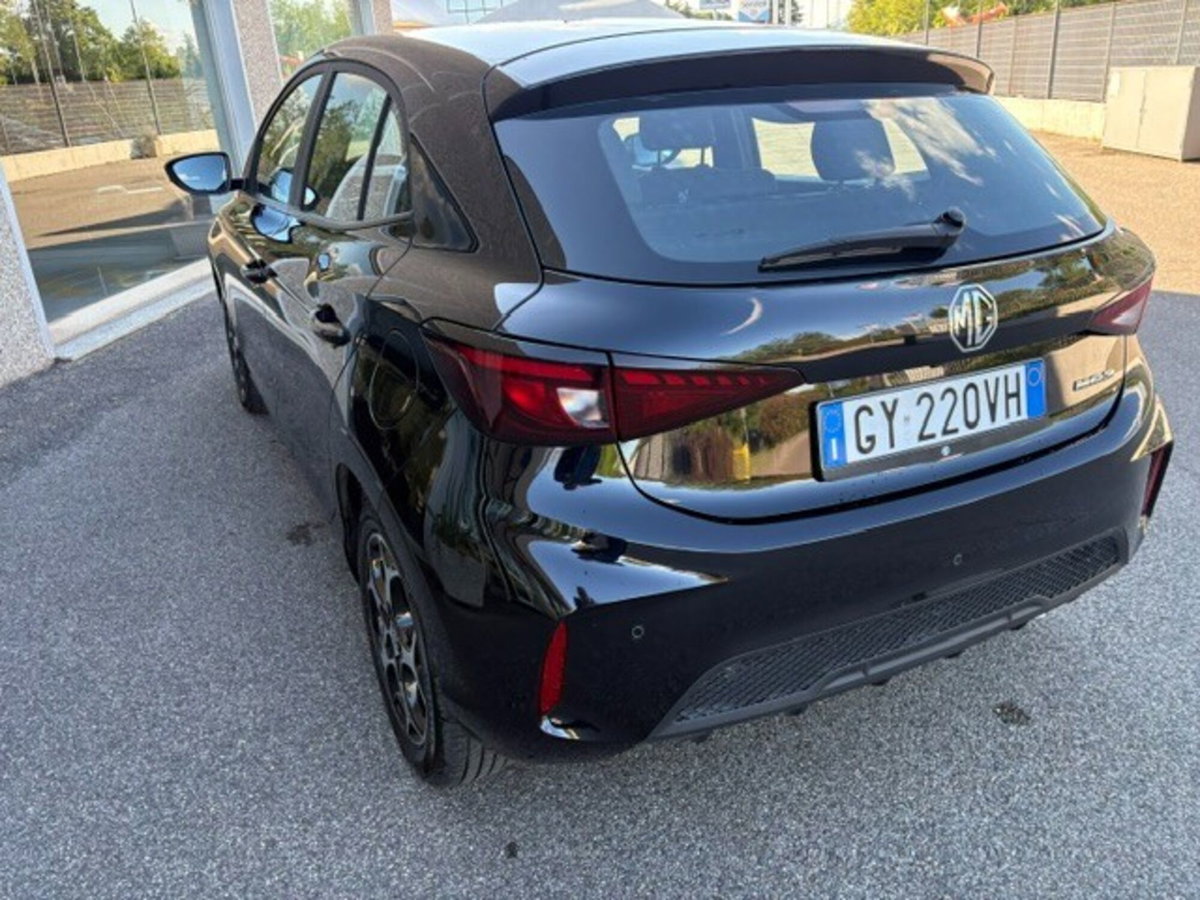 Mg MG3 1.5 Standard (3)