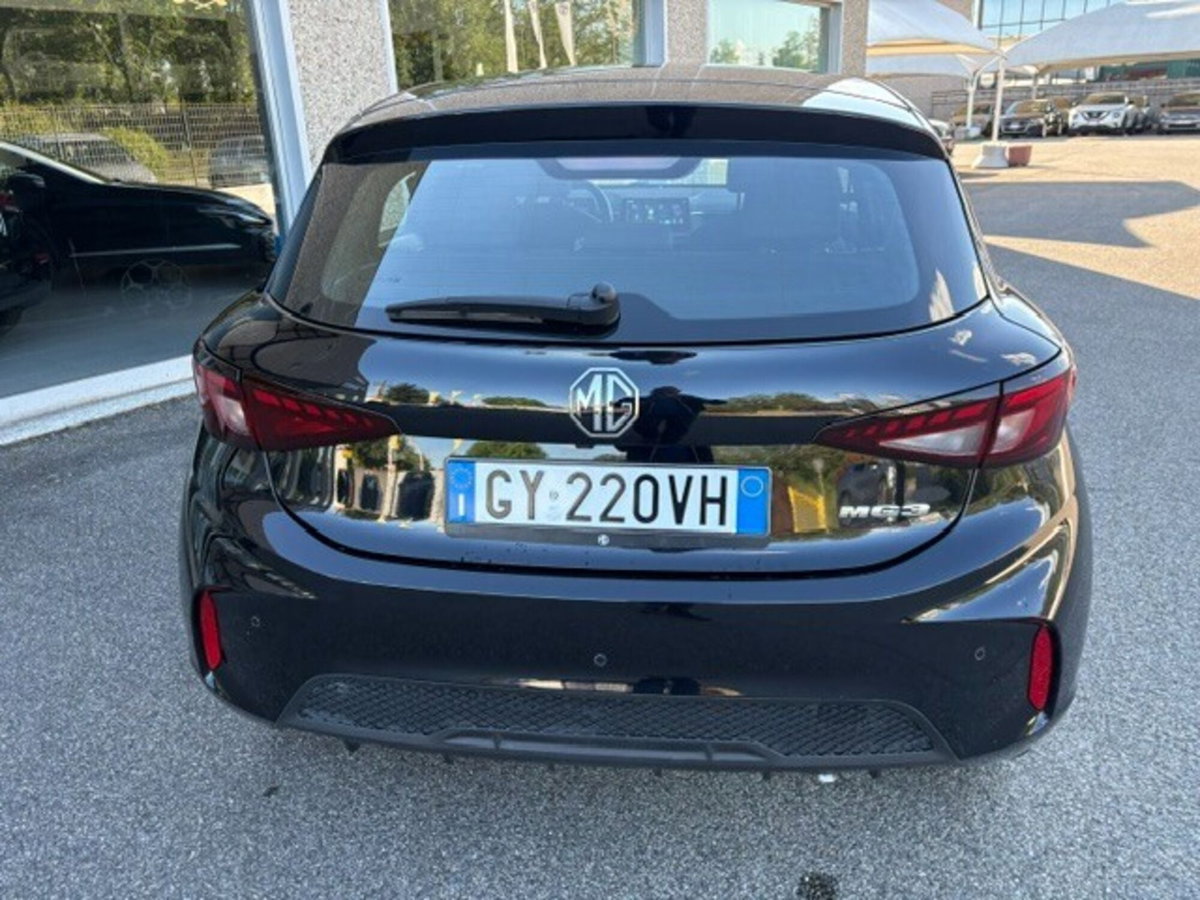 Mg MG3 1.5 Standard (4)