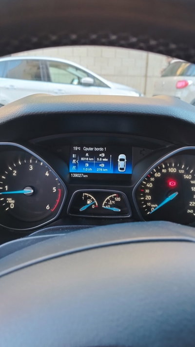 Ford Focus 1.5 TDCi 120 CV Start&Stop Titanium (6)