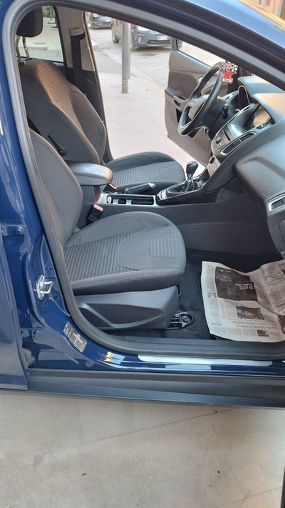 Ford Focus 1.5 TDCi 120 CV Start&Stop Titanium (9)