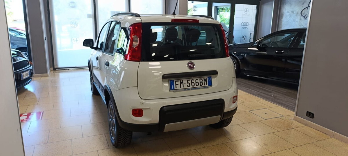 Fiat Panda 1.3 MJT 95 CV S&S 4x4 (5)