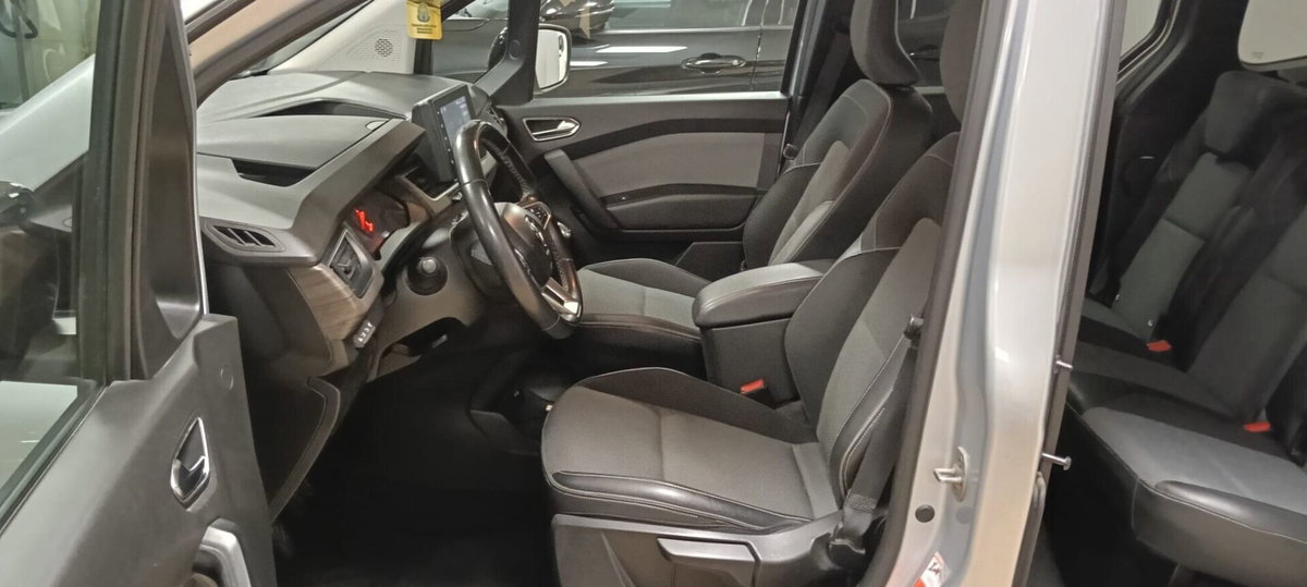 Renault Kangoo 1.5 Blue dCi 95CV Edition One (10)