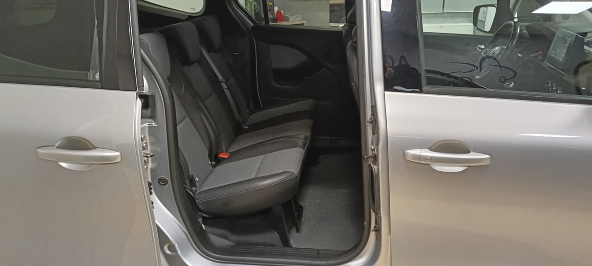 Renault Kangoo 1.5 Blue dCi 95CV Edition One (16)