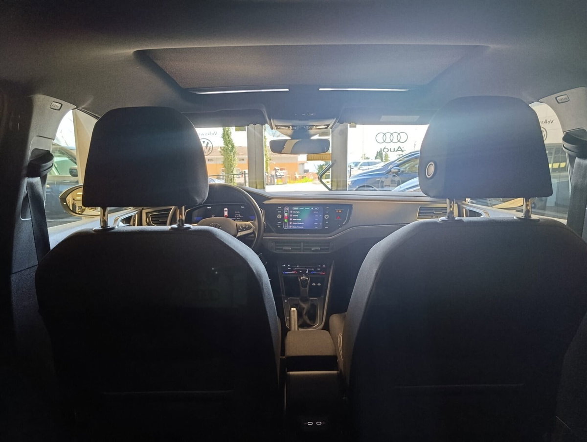 Volkswagen Taigo 1.5 tsi R-Line 150cv dsg (17)