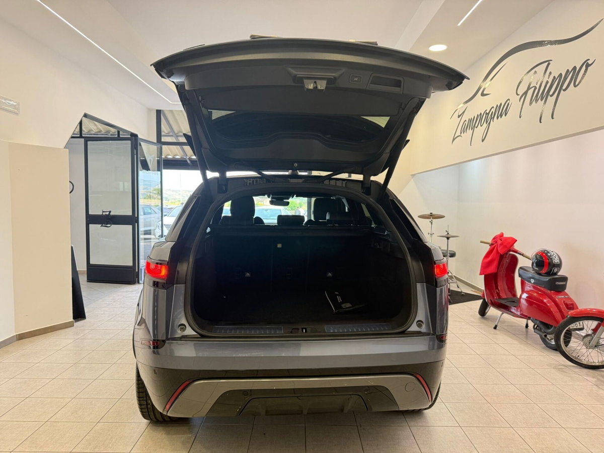 Land Rover Range Rover Velar 2.0D I4 180 CV R-Dynamic HSE (9)