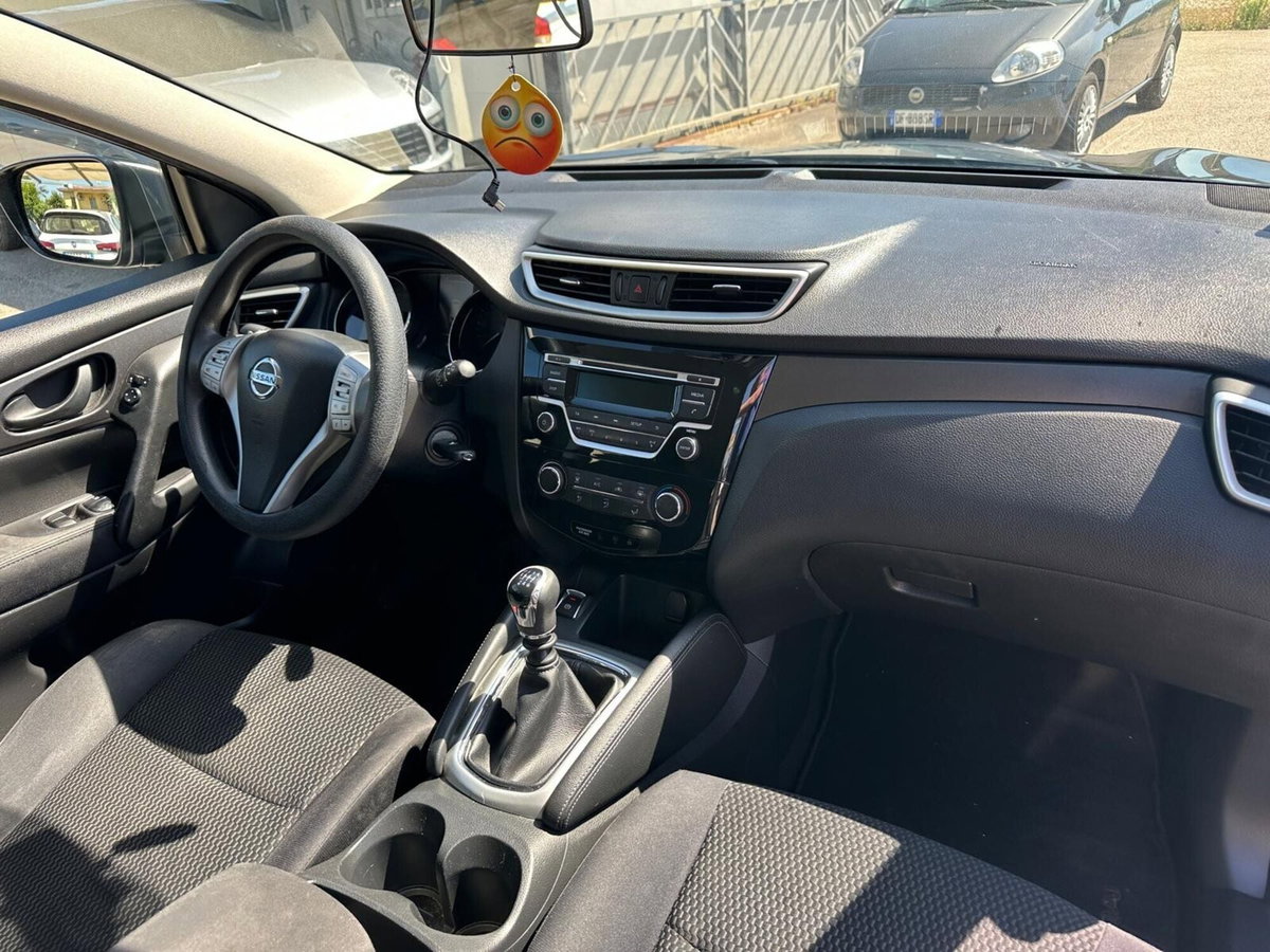 Nissan Qashqai 1.5 dCi Acenta (12)