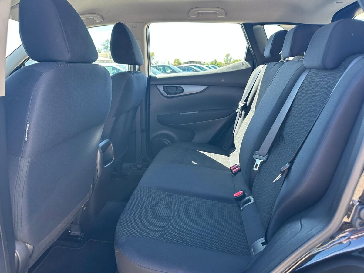 Nissan Qashqai 1.5 dCi Acenta (16)