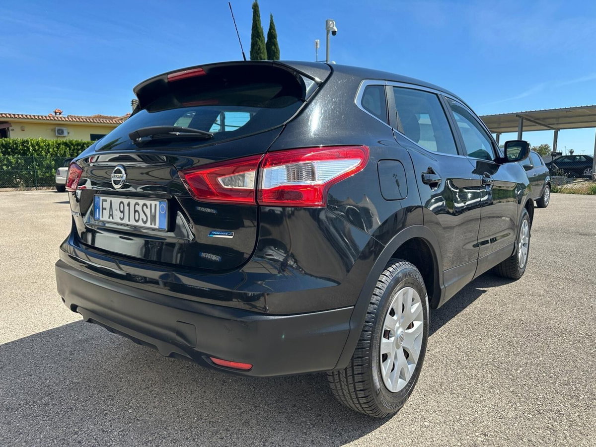 Nissan Qashqai 1.5 dCi Acenta (3)