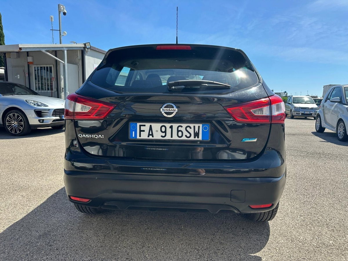 Nissan Qashqai 1.5 dCi Acenta (4)