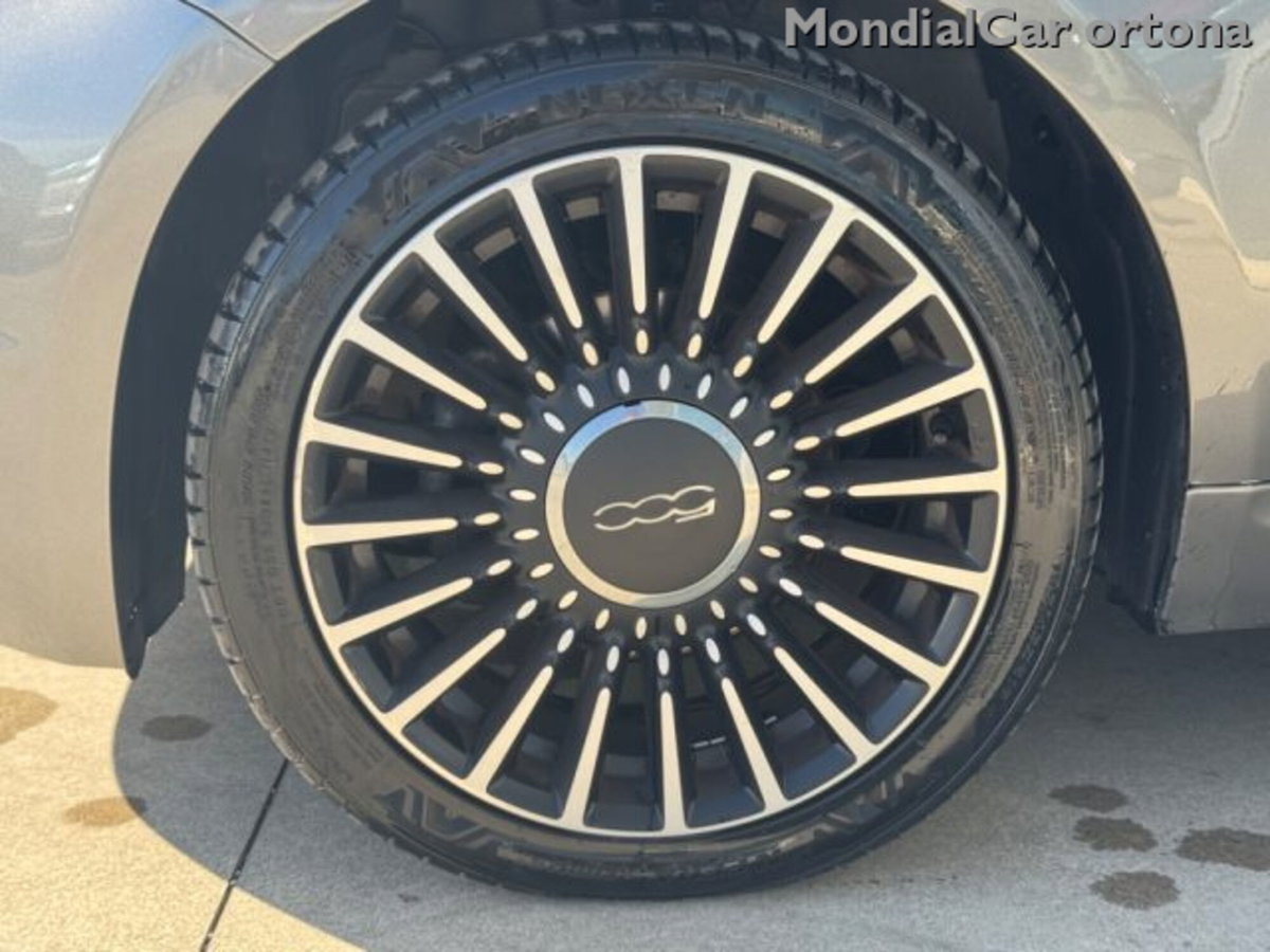 Fiat 500 1.3 Multijet 16V 95 CV Lounge (3)