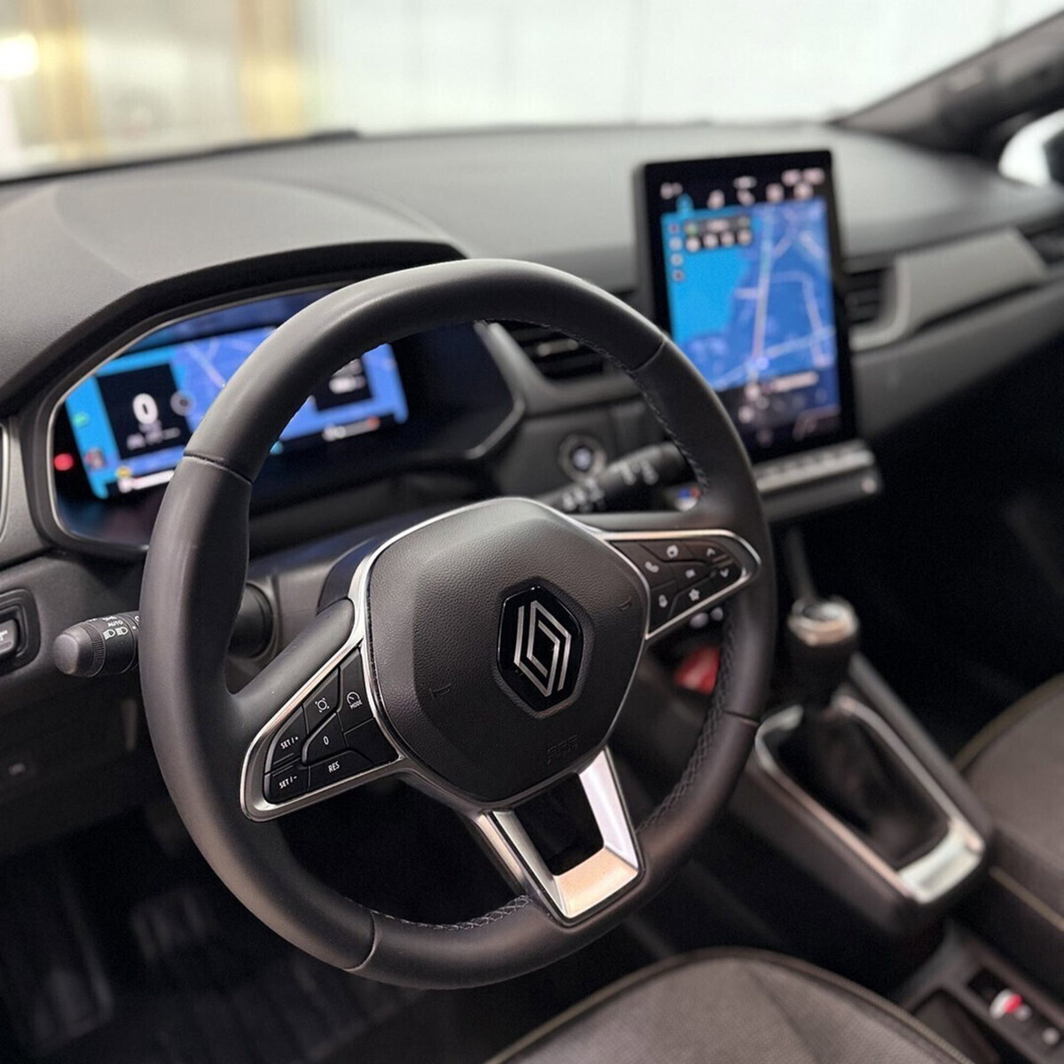 Renault Captur 1.0 eco-g Techno 100cv (8)