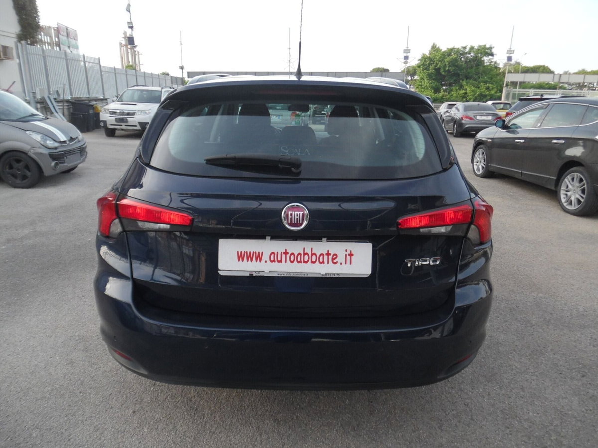 Fiat Tipo Station Wagon Tipo 1.3 Mjt S&S SW Lounge (6)