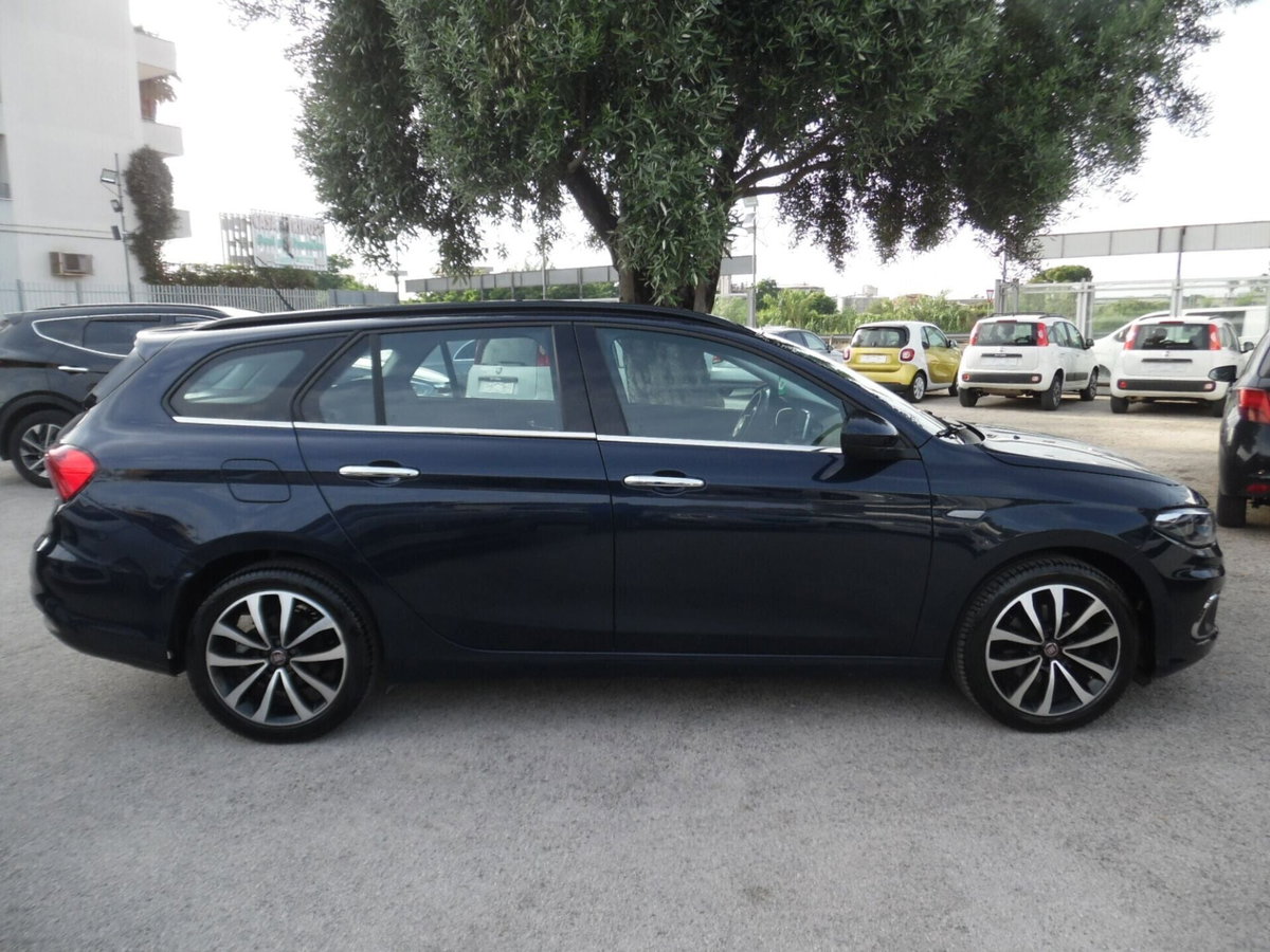 Fiat Tipo Station Wagon Tipo 1.3 Mjt S&S SW Lounge (8)