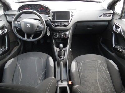 Peugeot 208 VTi 82 CV 3 porte Allure (11)