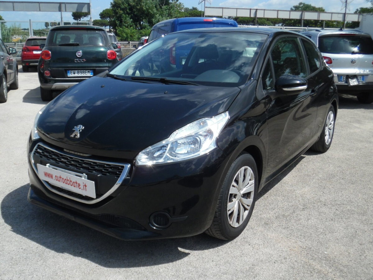 Peugeot 208 VTi 82 CV 3 porte Allure (3)