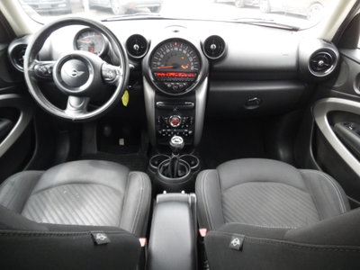 MINI Mini Paceman 1.6 Cooper D Paceman (12)
