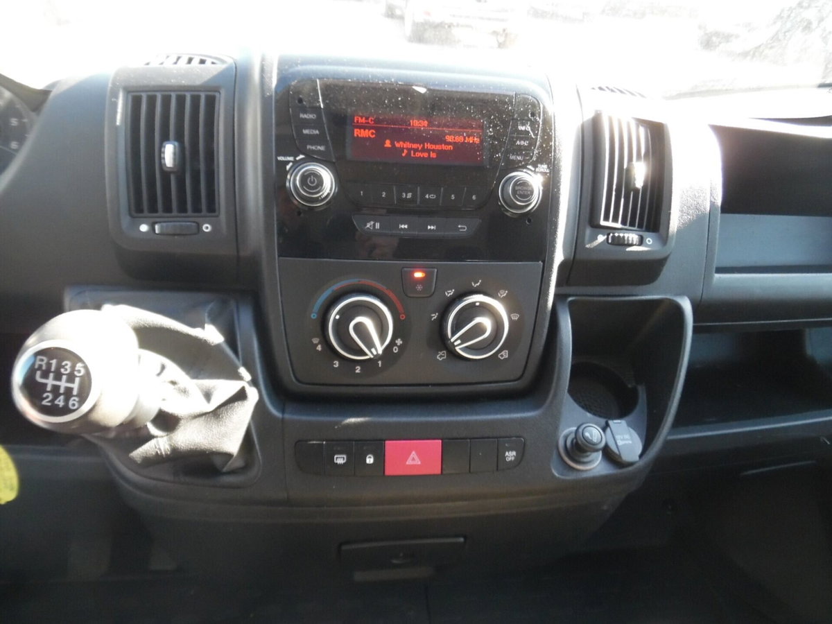 Citroen Jumper Furgone 33 BlueHDi 130 PM-TN Furgone (16)