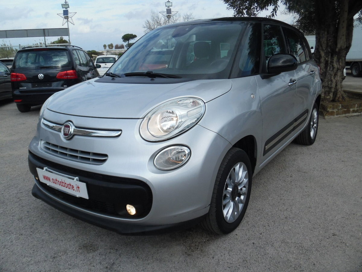 Fiat 500L Living 0.9 TwinAir Turbo Natural Power Lounge (3)