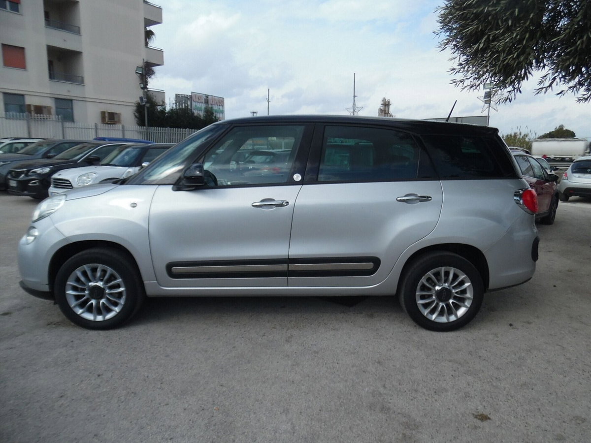 Fiat 500L Living 0.9 TwinAir Turbo Natural Power Lounge (4)