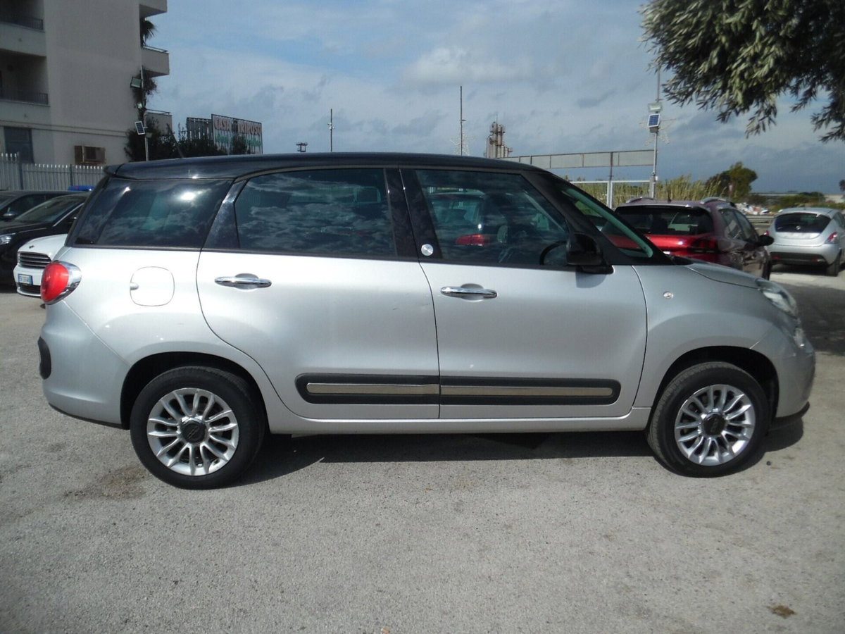 Fiat 500L Living 0.9 TwinAir Turbo Natural Power Lounge (8)