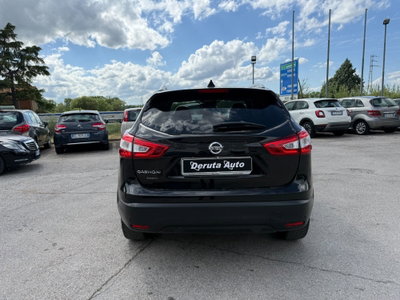 Nissan Qashqai 1.5 dCi Tekna (4)