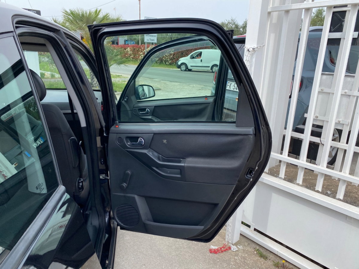 Opel Meriva 1.3 CDTI Cosmo (15)