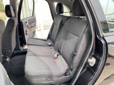 Opel Meriva 1.3 CDTI Cosmo (18)
